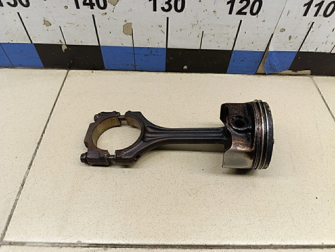 Поршень с шатуном Polo (Sed RUS) 2011>