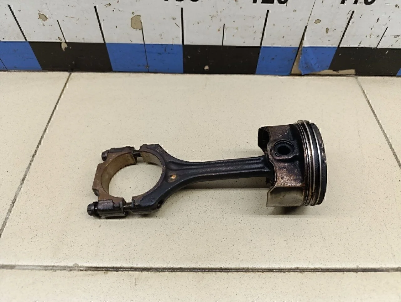 Поршень с шатуном Polo (Sed RUS) 2011>