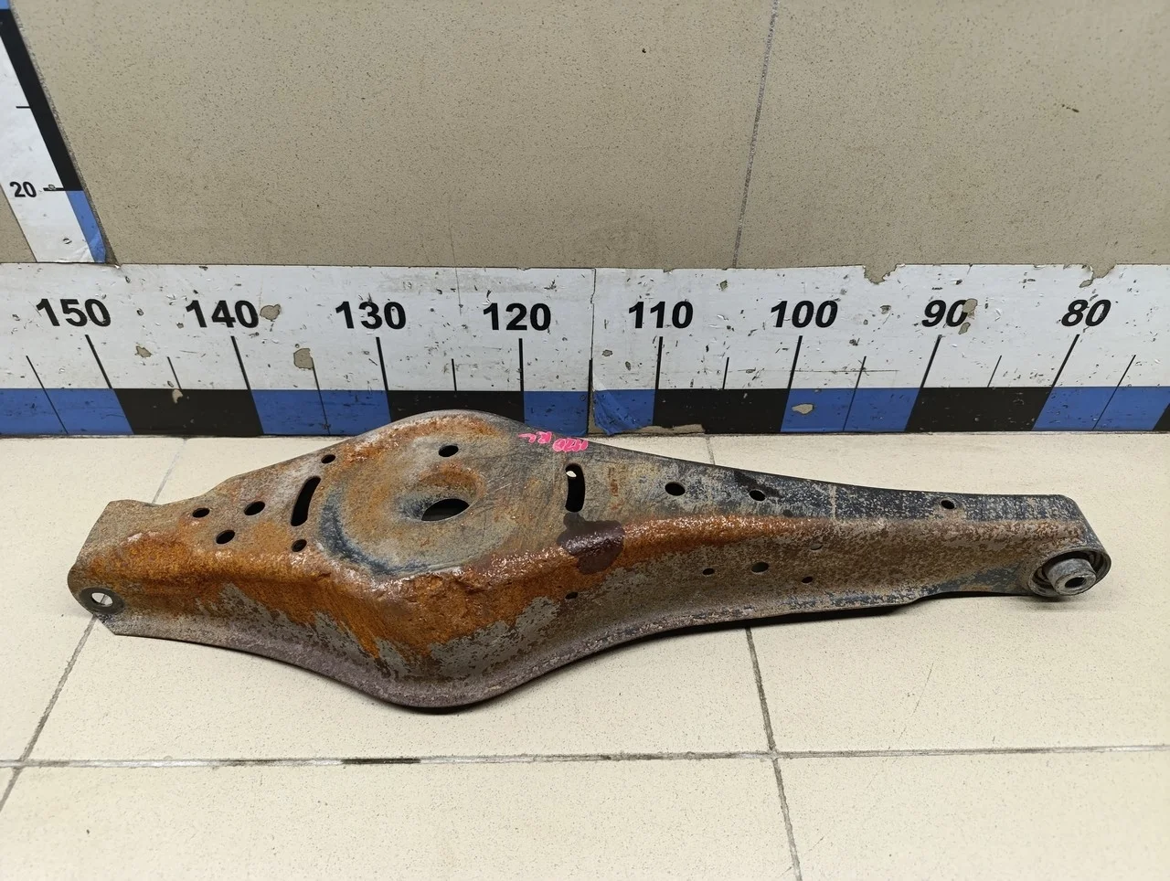 Рычаг задний нижний Passat [B6] 2005-2010