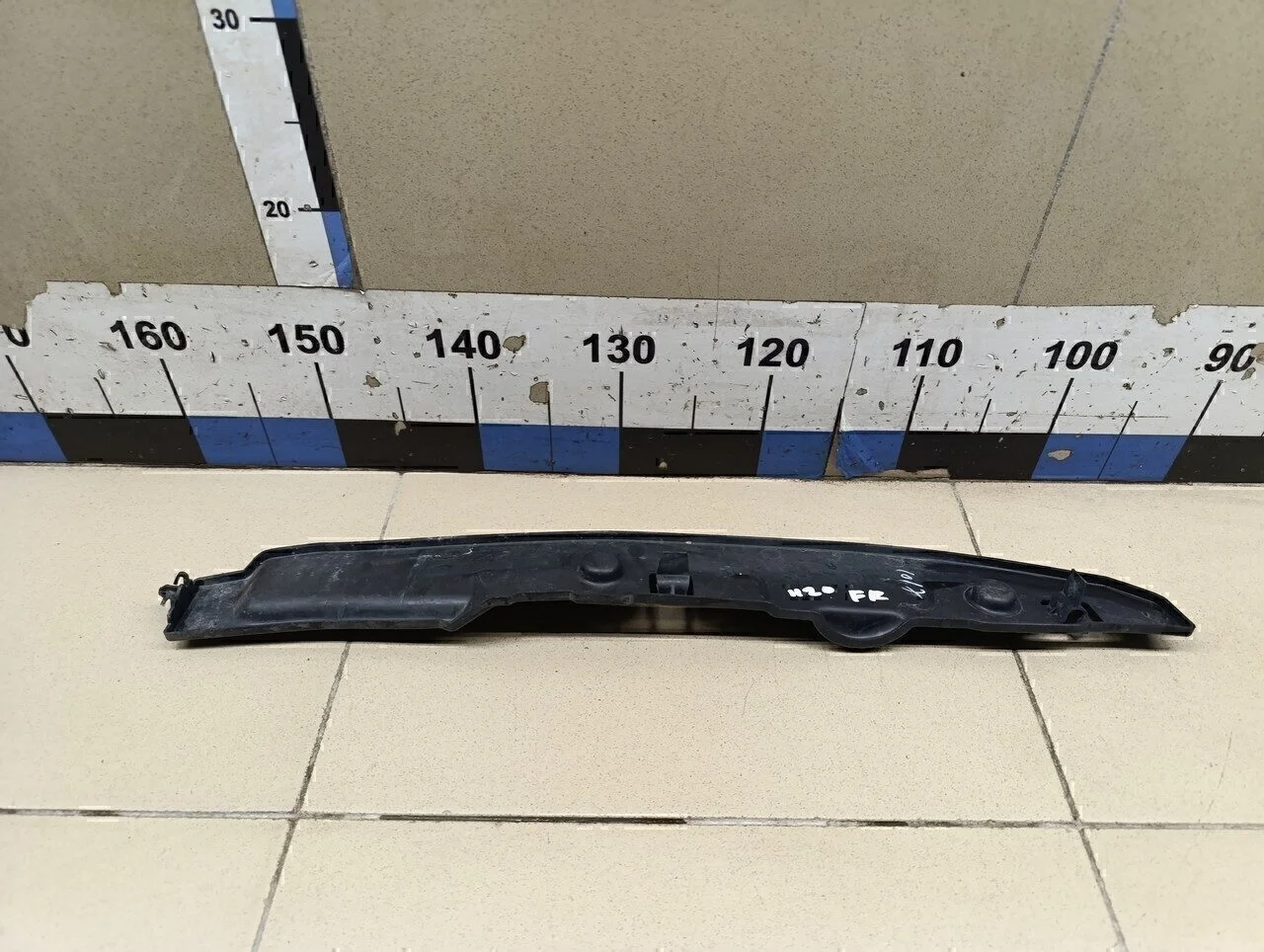 Пыльник (кузов наружные) Jetta 2011>