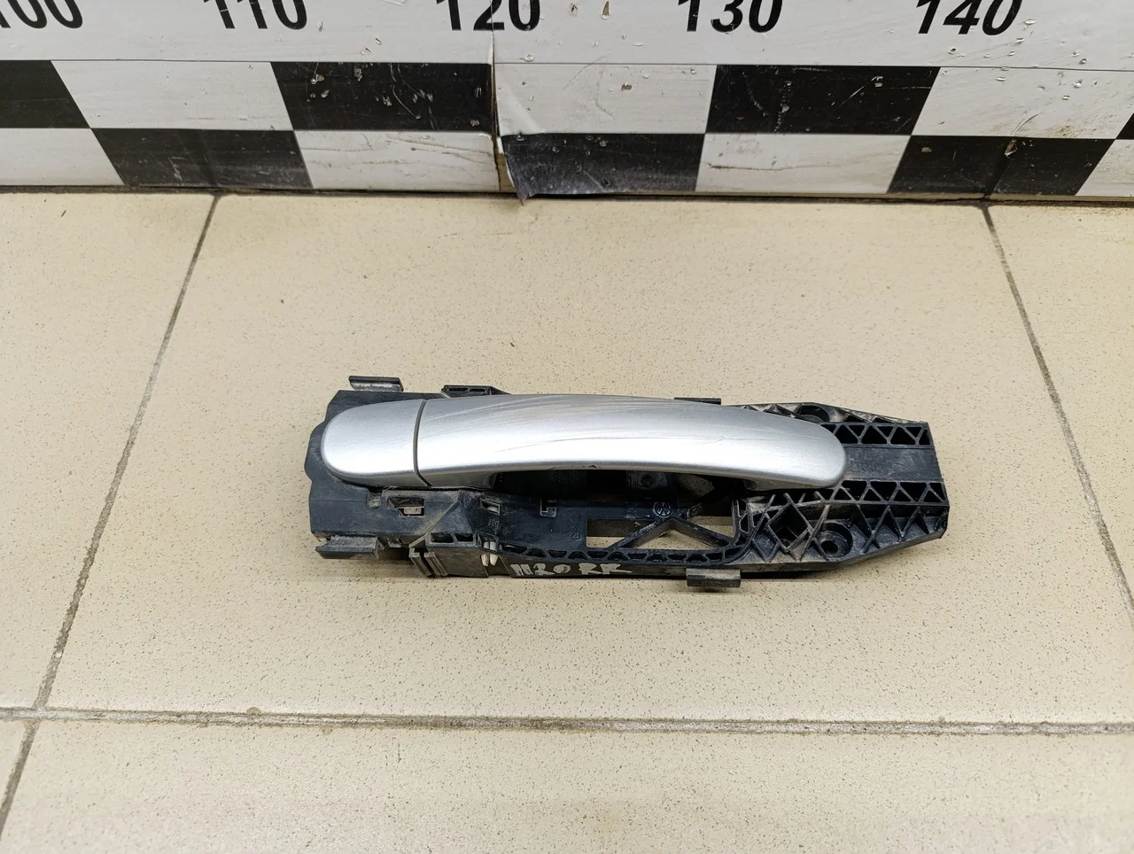 Ручка двери задней наружная правая Jetta 2011>