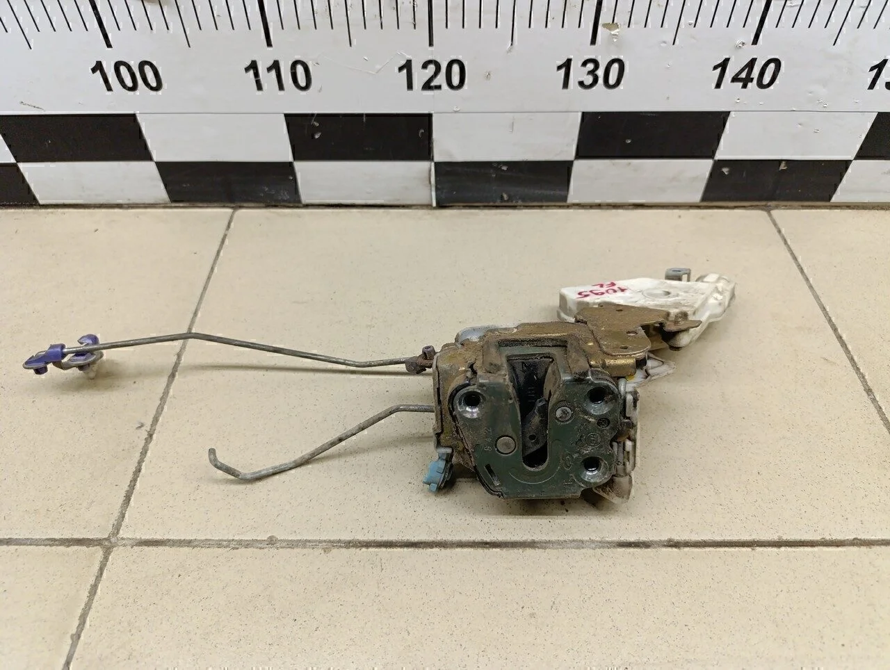 Замок двери передней левой Almera Classic (B10) 2006-2013