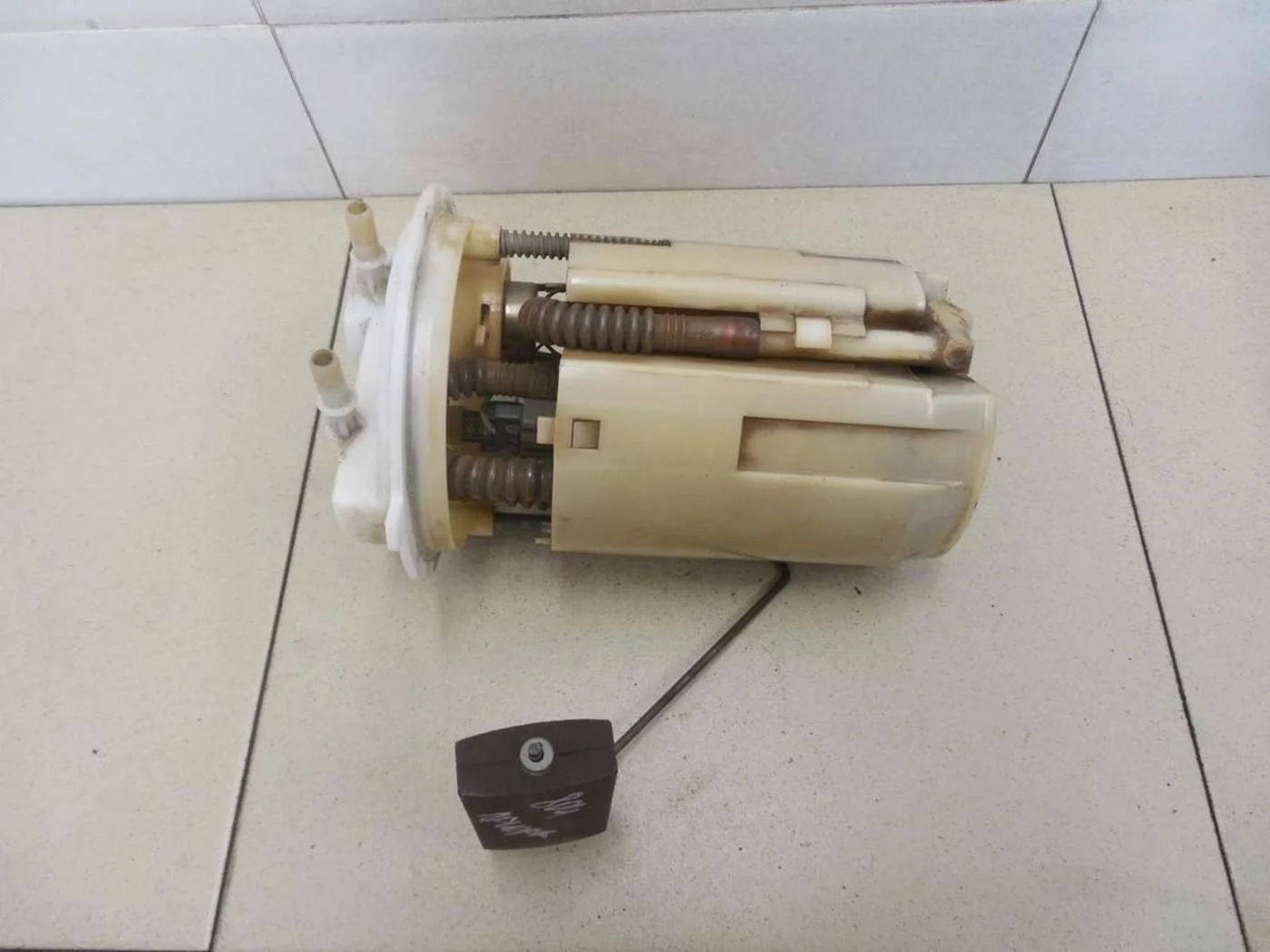 Насос топливный электрический Lada Priora 2008>