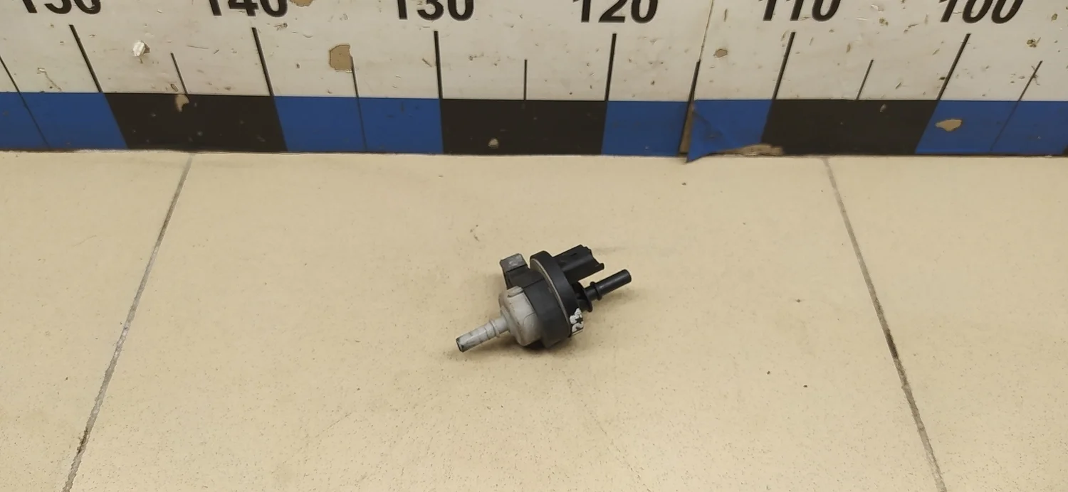 Клапан вентиляции топливного бака Duster 2012>