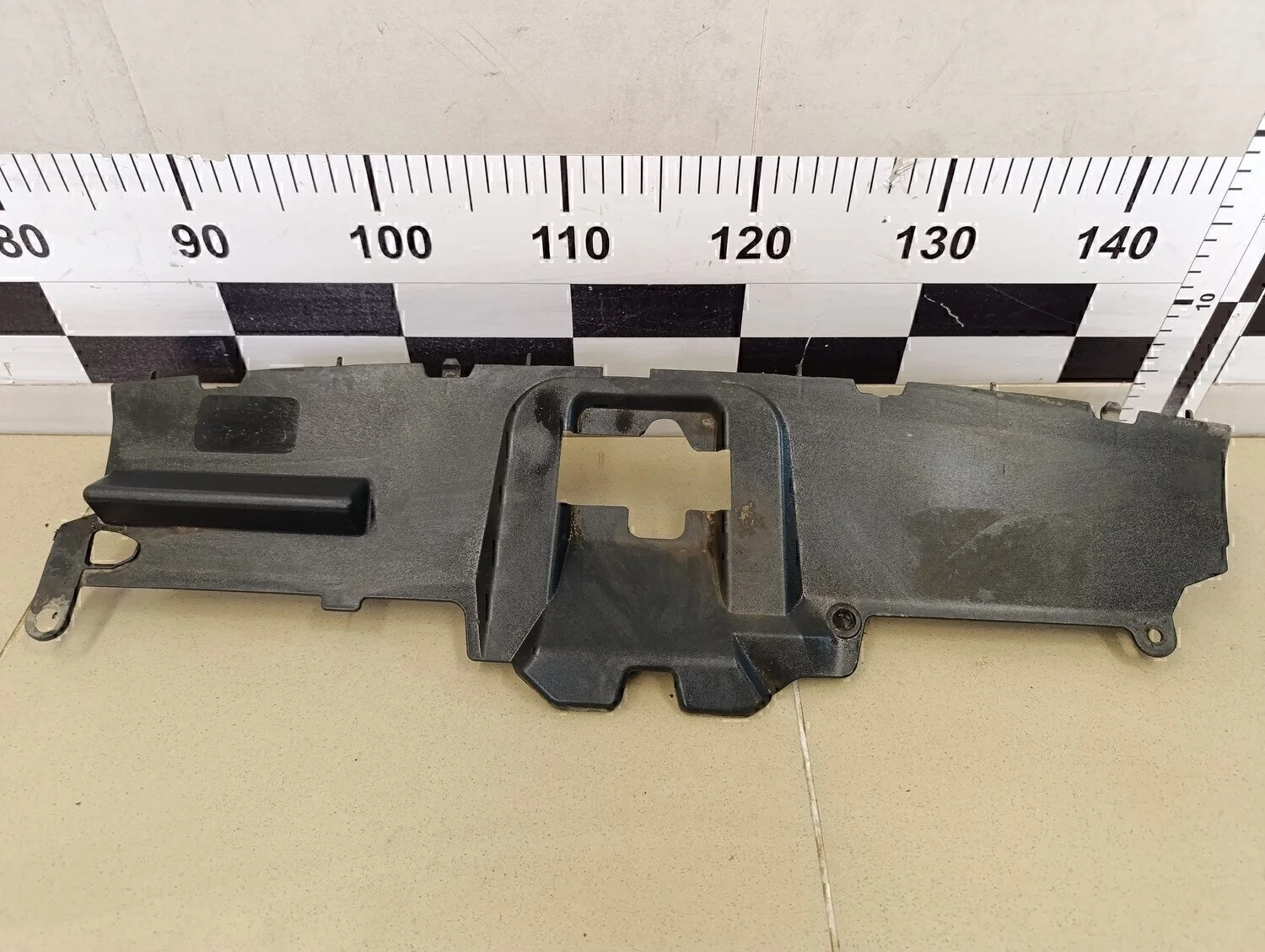 Кожух замка капота Focus I 1998-2004