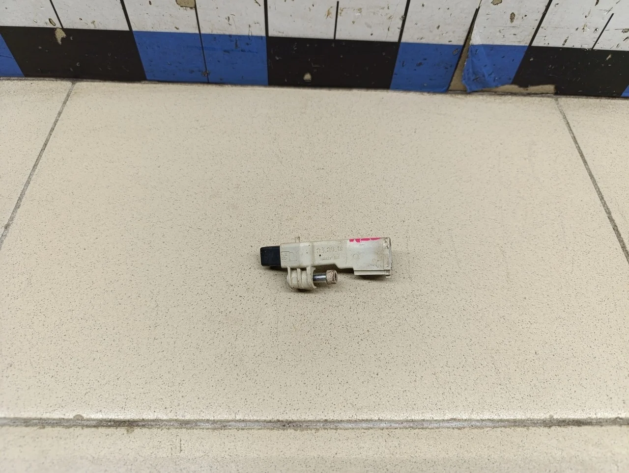 Датчик положения коленвала Passat [B6] 2005-2010