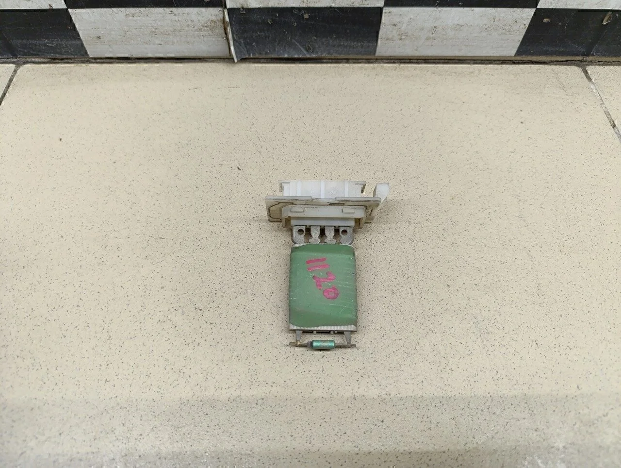 Резистор отопителя Passat [B6] 2005-2010