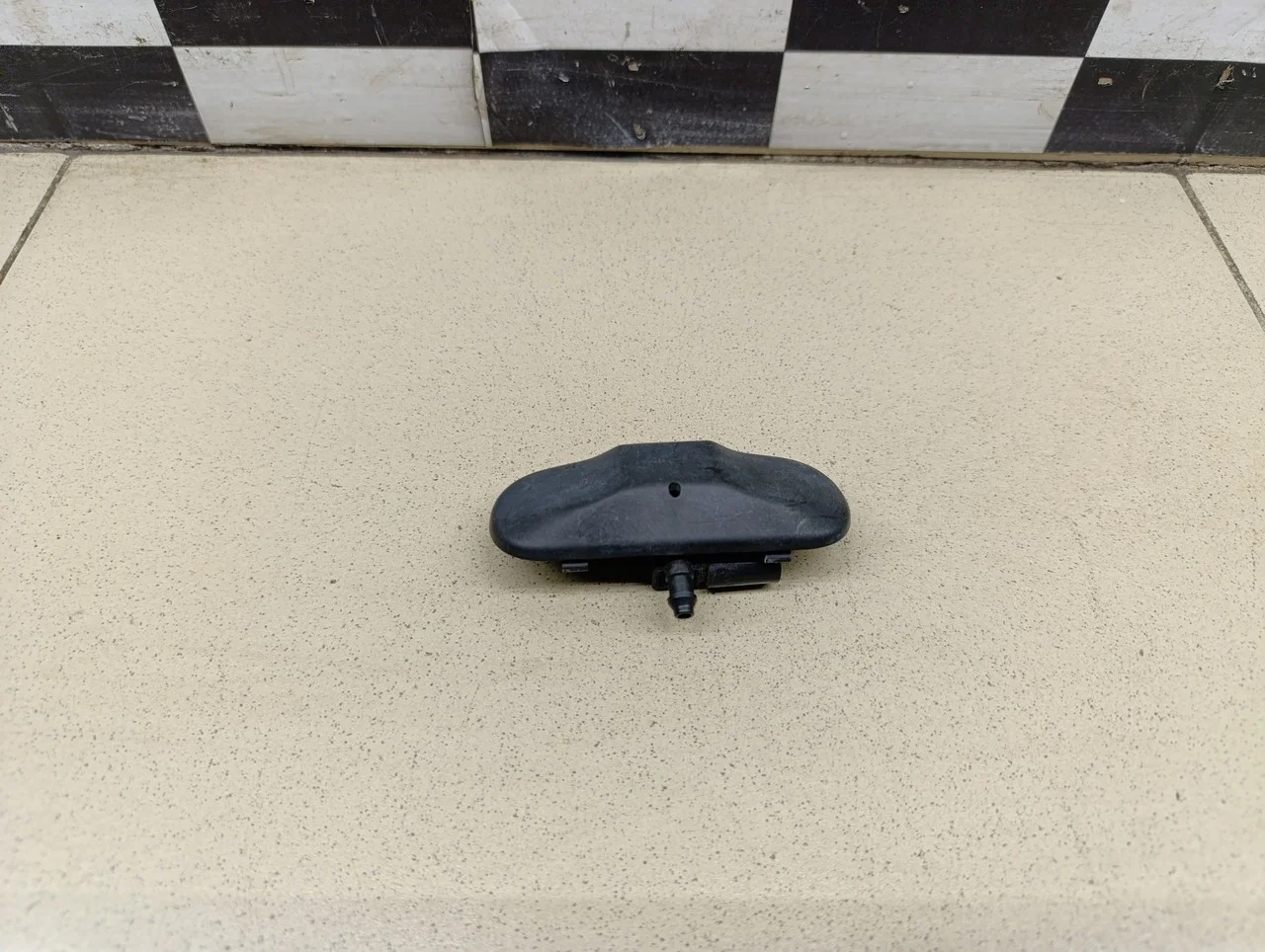 Форсунка омывателя лобового стекла Passat [B6] 2005-2010