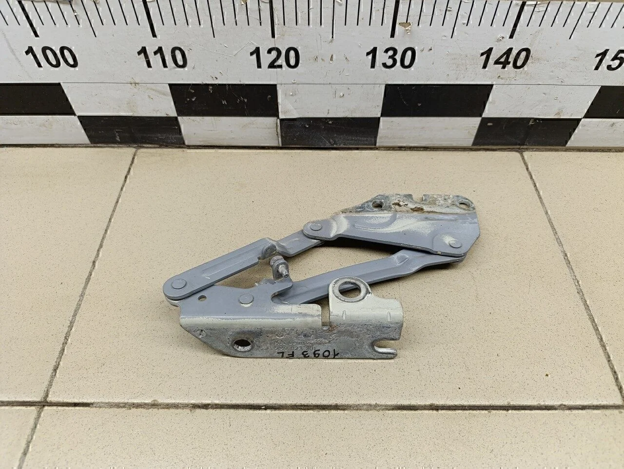 Петля капота левая Golf V Plus 2005-2014