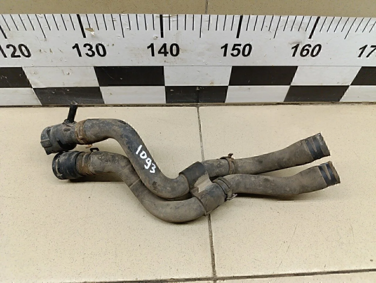 Патрубок отопителя Yeti 2009>