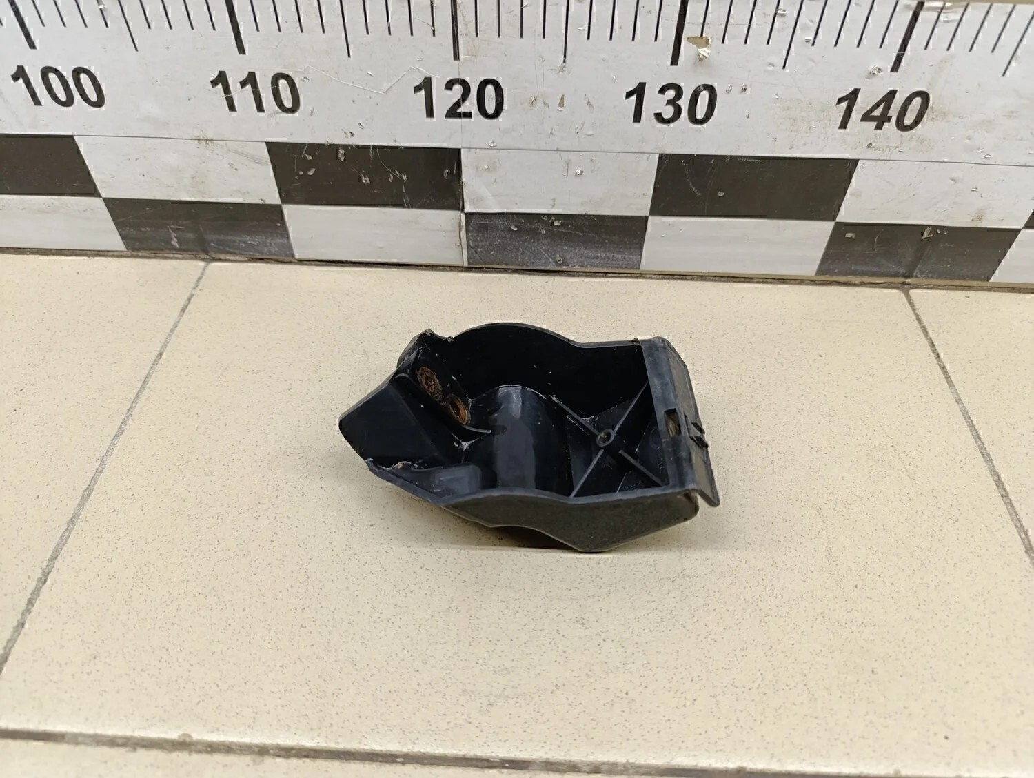 Кронштейн переднего бампера левый Almera Classic (B10) 2006-2013