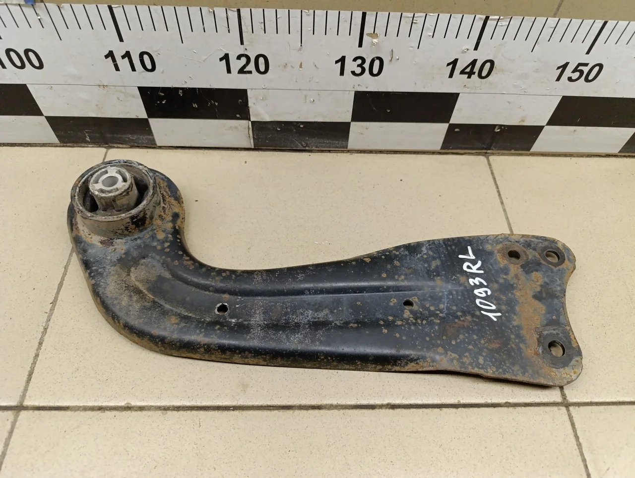 Рычаг задний продольный левый Tiguan 2007-2011