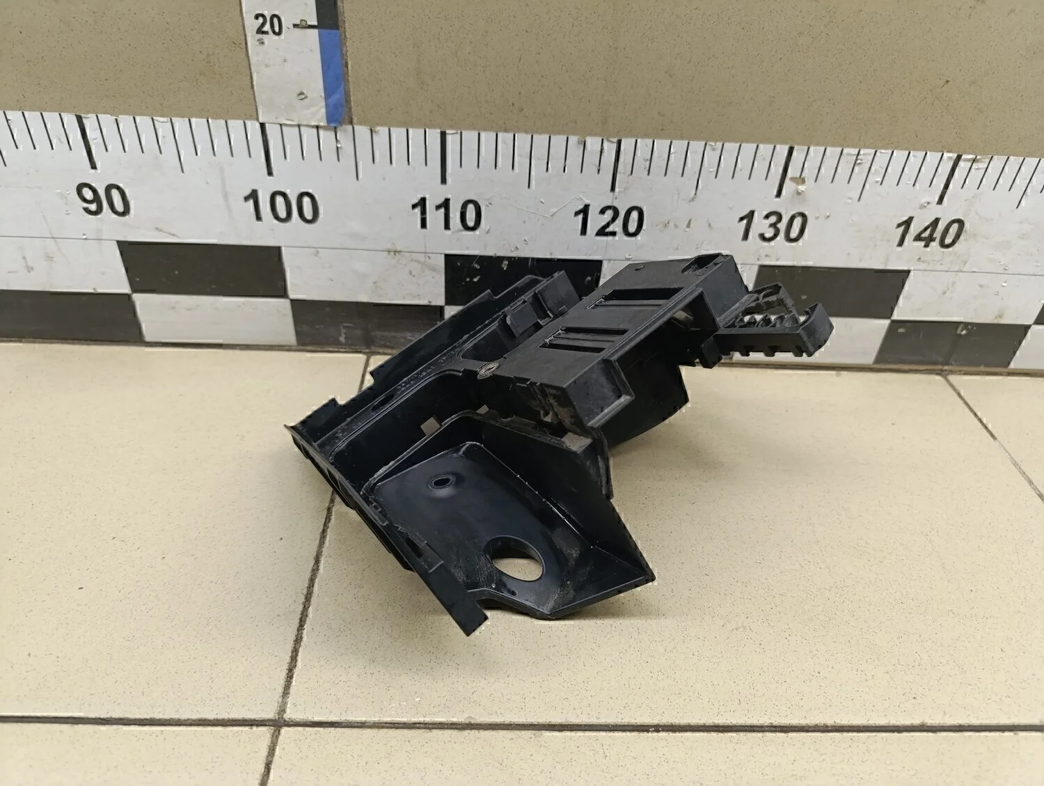 Кронштейн (сопут. товар) Golf V Plus 2005-2014