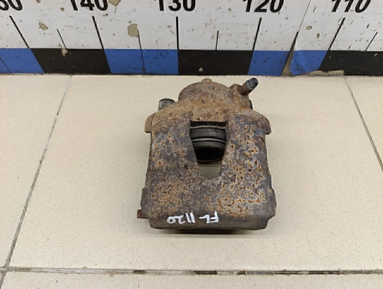 Суппорт передний левый A3 (8L1) 1996-2003