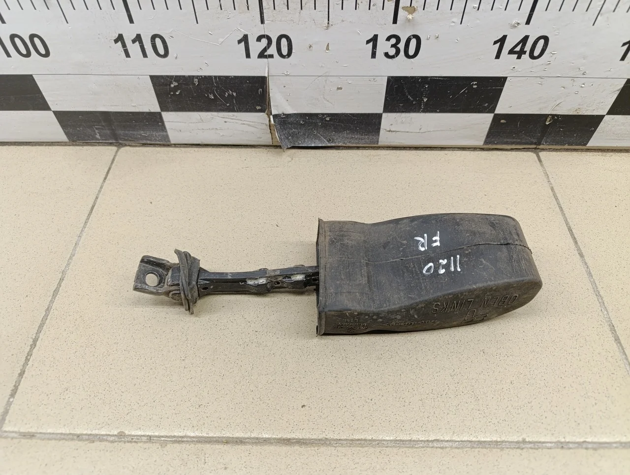 Ограничитель двери Jetta 2011>