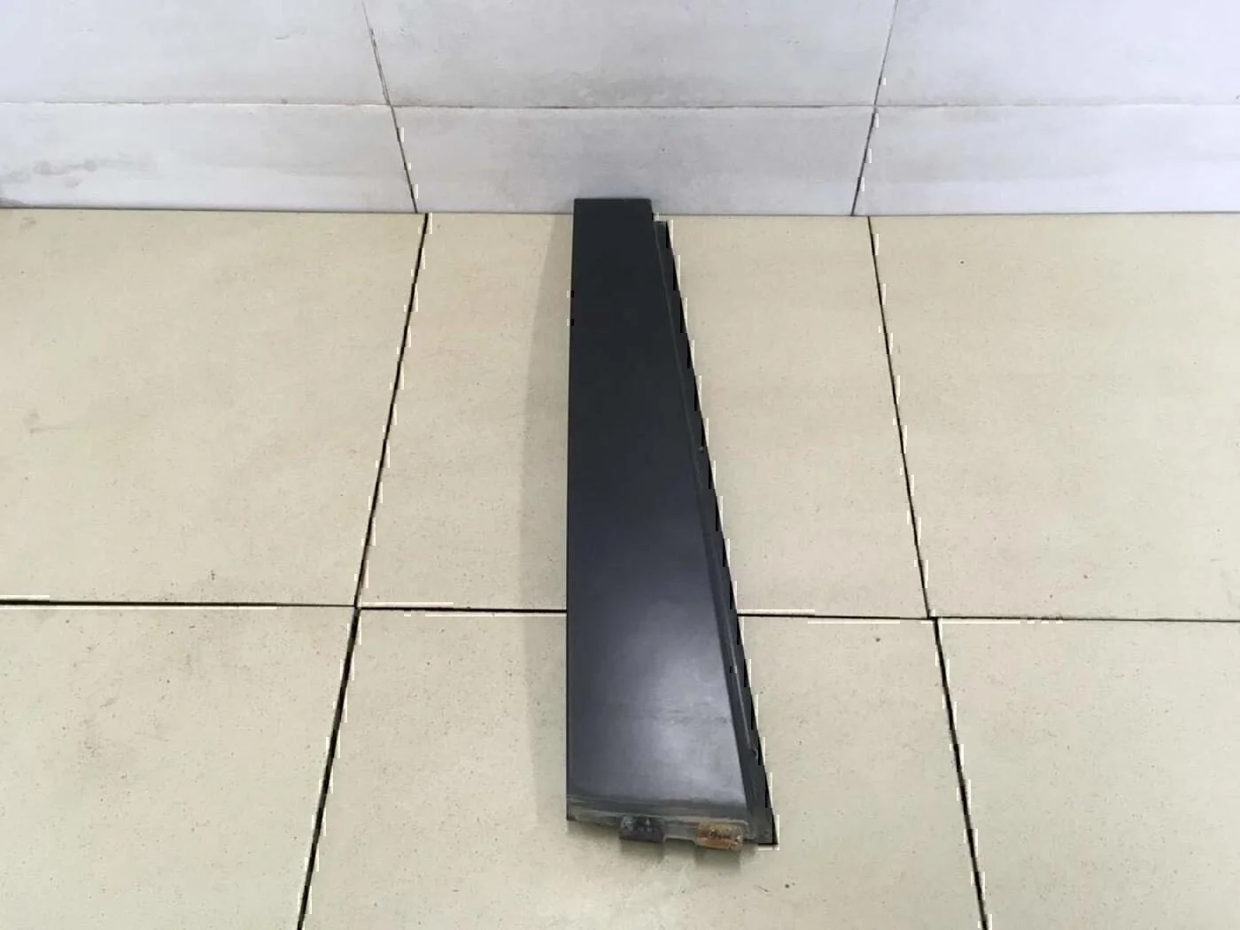 Накладка двери задней правой Passat [B6] 2005-2010