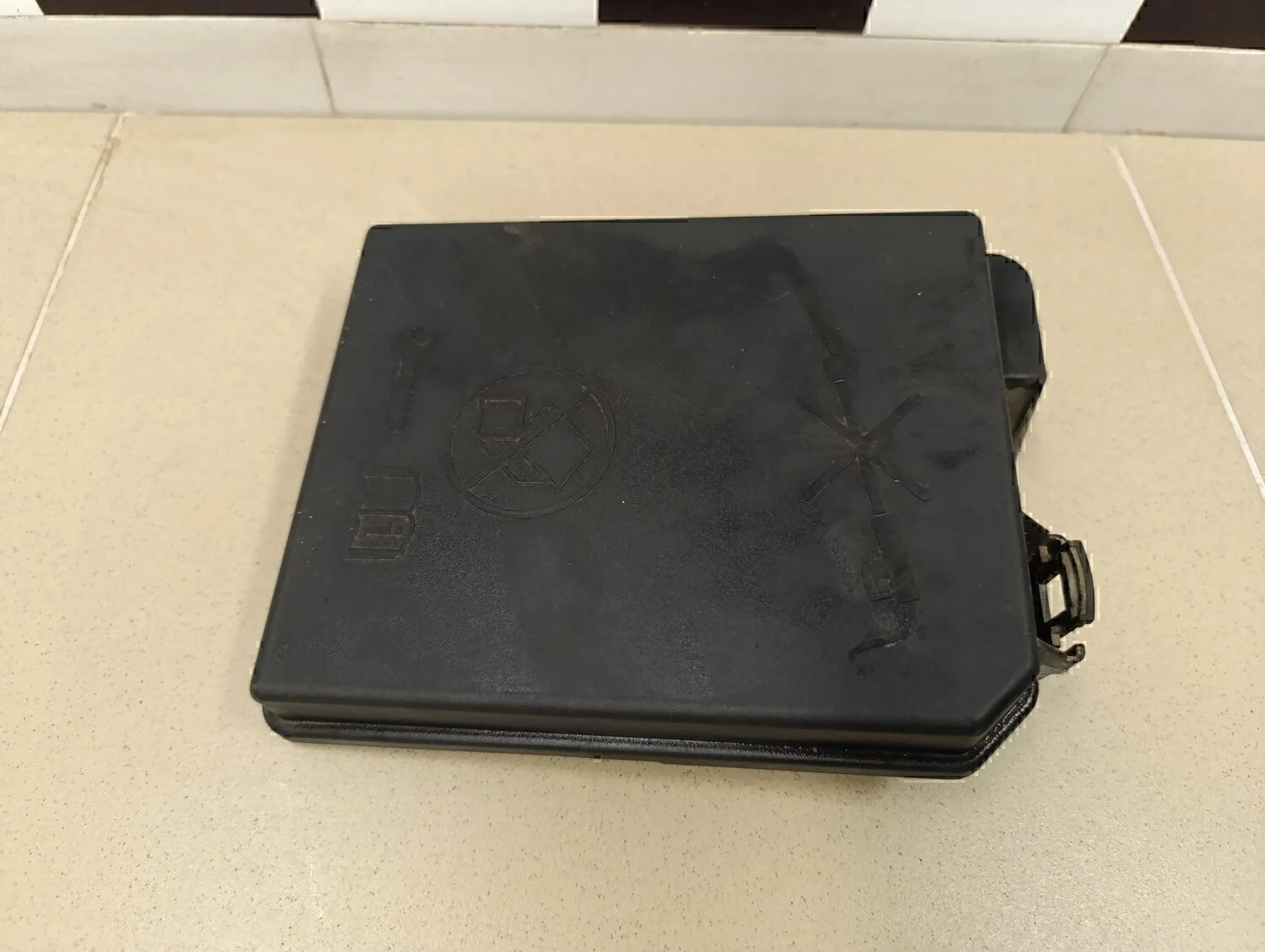 Крышка блока предохранителей Cobalt 2011-2015