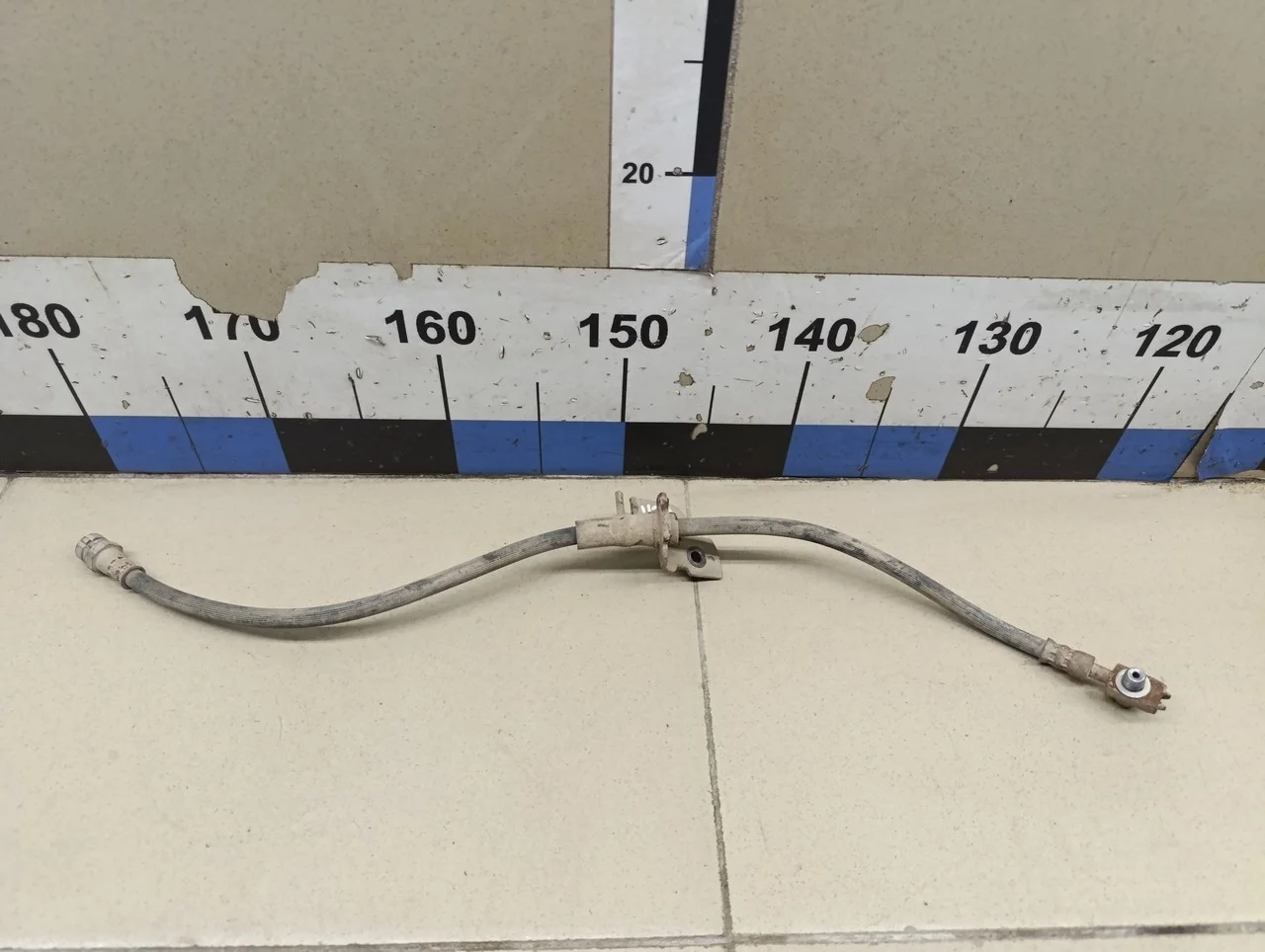 Шланг тормозной передний Jetta 2011>