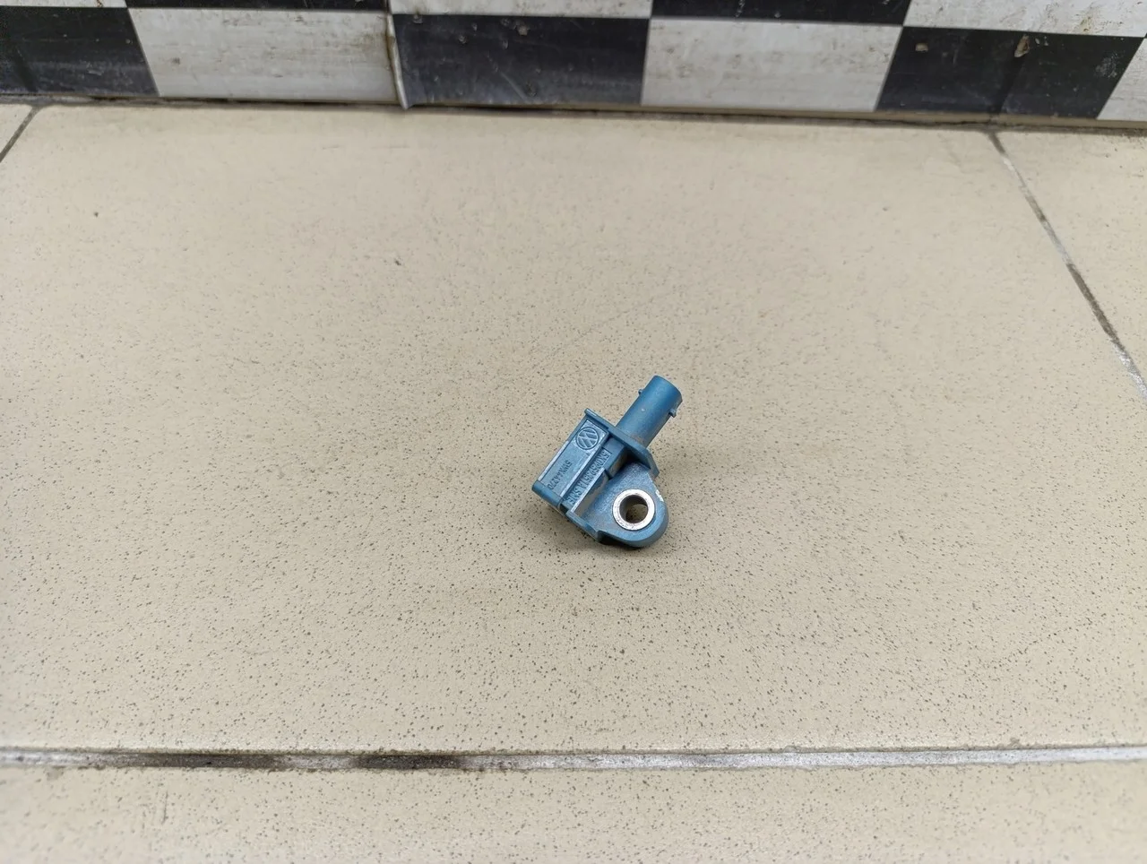 Датчик AIR BAG Yeti 2009>