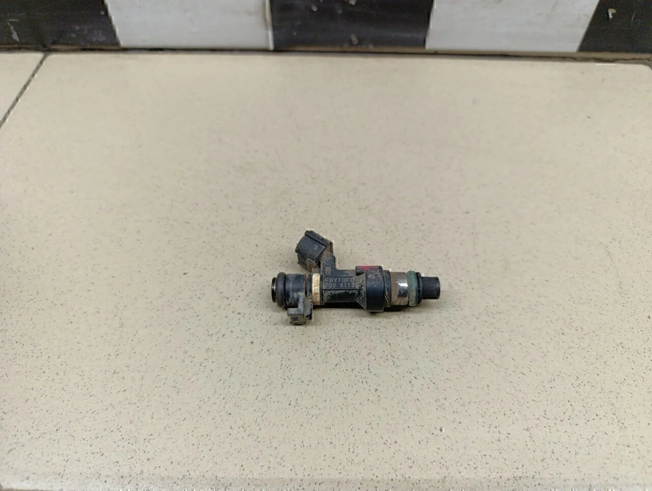 Форсунка инжекторная электрическая Almera Classic (B10) 2006-2013