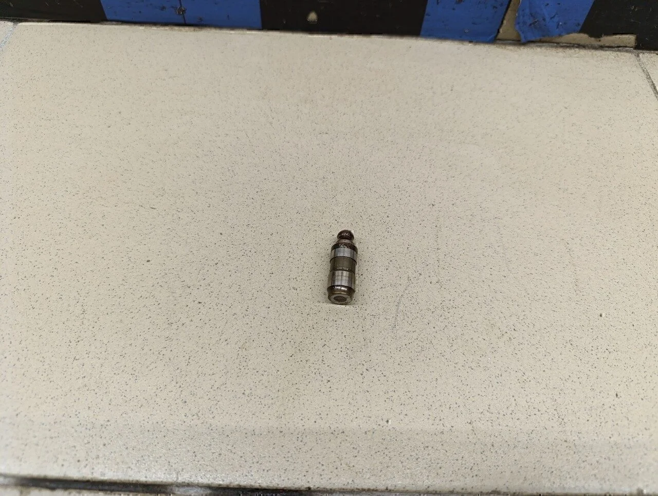 Толкатель клапана гидравлический Fabia 1999-2006