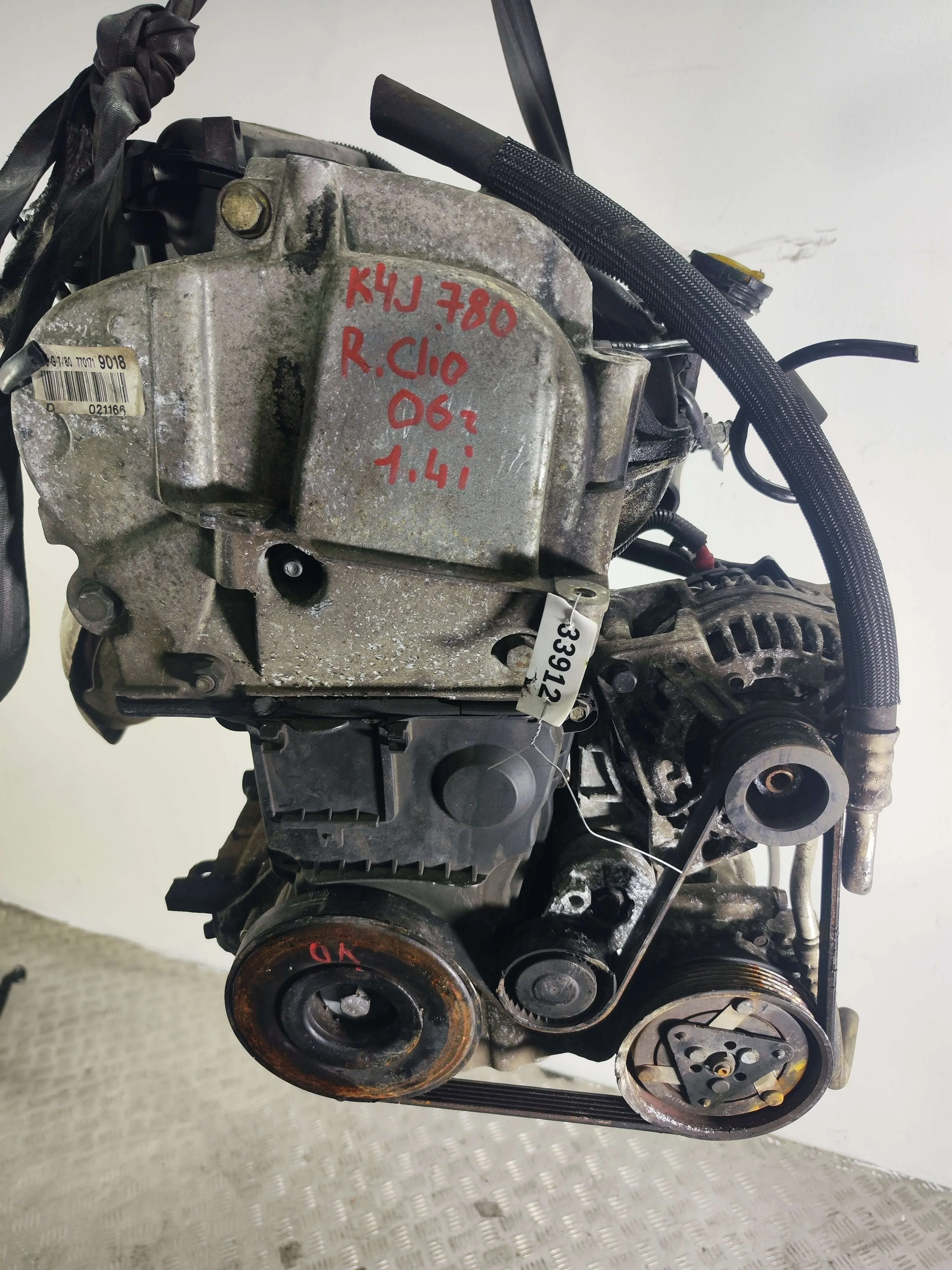 двигатель Renault Clio 1.4 бензин 2006