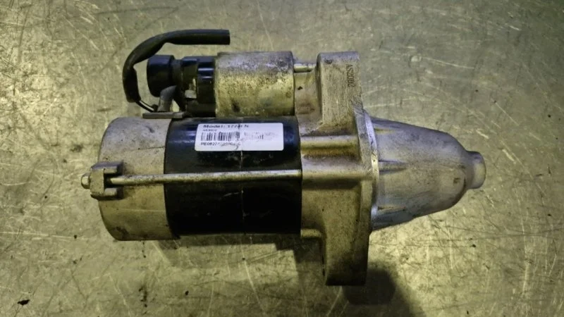 Стартер Honda CR-V 2001 RD3