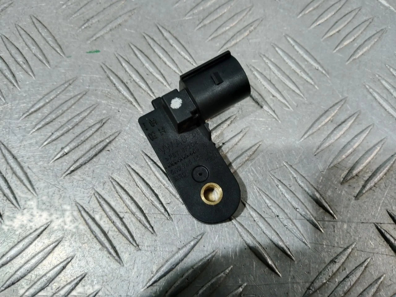 [Б/У] Датчик включения стоп сигнала [Код: 00668886 ]