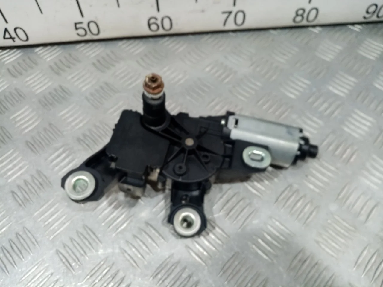 [Б/У] Моторчик стеклоочистителя задний VW Touareg [Код: 00670002 ]