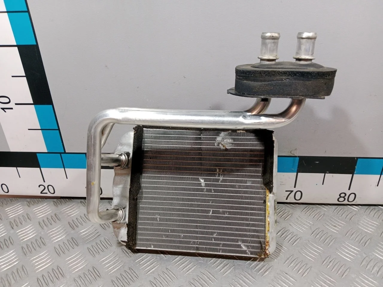 [Б/У] Радиатор отопителя VAG [Код: 00670016 ]