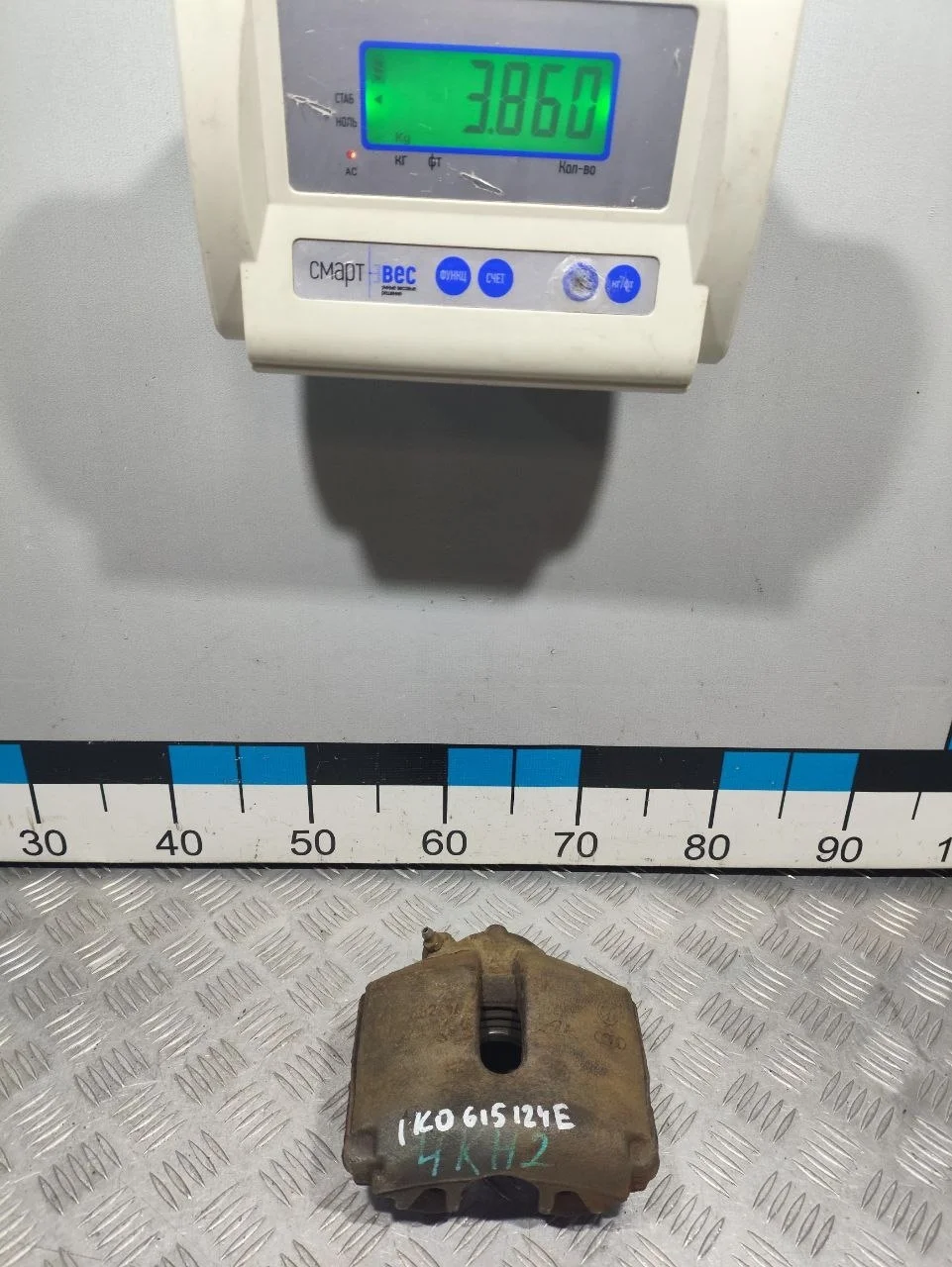 [Б/У] Суппорт тормозной передний правый [Код: 00671179 ]