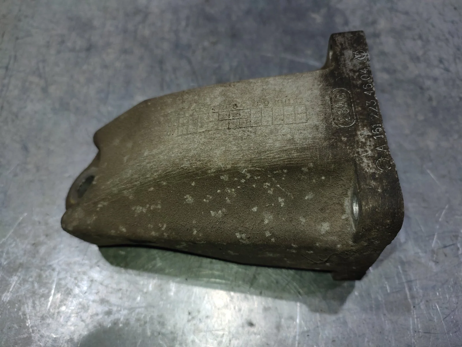 Кронштейн крепления двигателя SsangYong Actyon 2008 C100