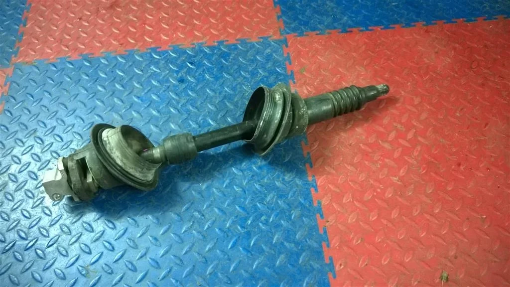 кардан рулевой верхняя часть BMW X5 E53  M54B30 231 лс 3.0i