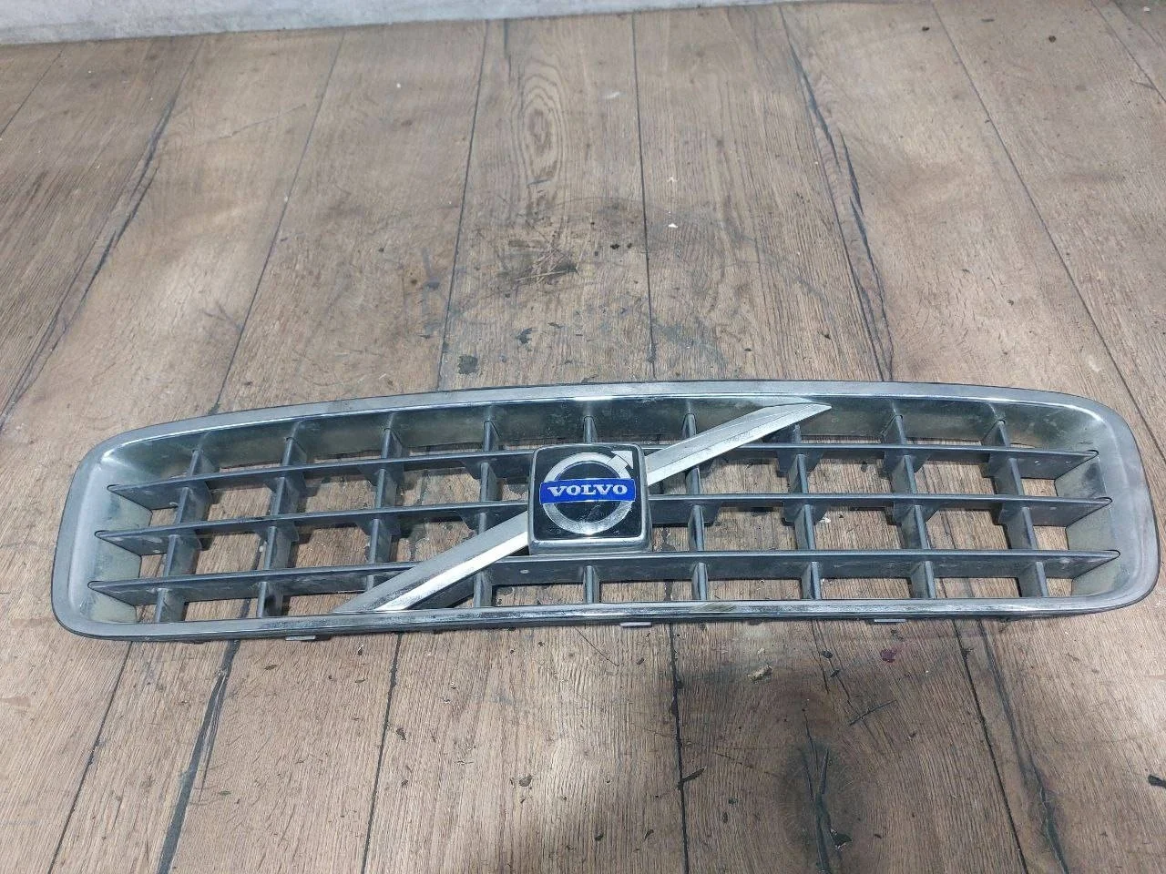 решетка радиатора Volvo XC90