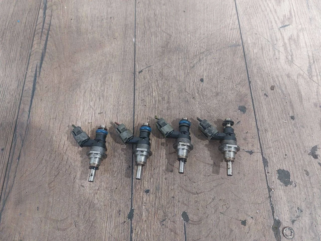 форсунка топливная Mazda CX-7