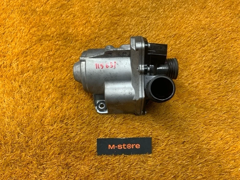 Помпа Bmw X3 2012 11515A05704 F25 N55B30A