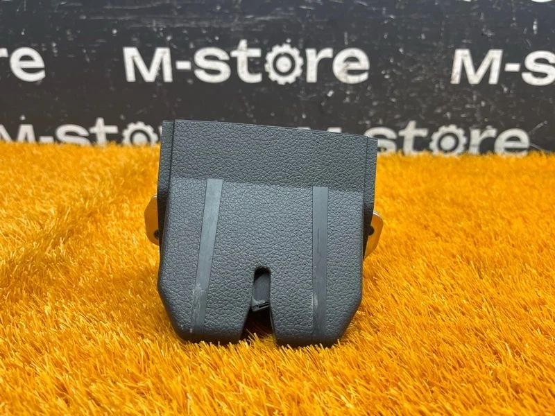 Замок багажника Volkswagen Sharan 2011 7P0827505G 7N CAV