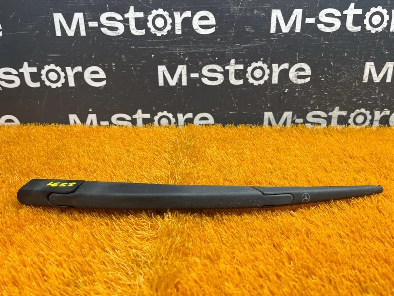 Поводок стеклоочистителя Mercedes-Benz M-Class 2012 A1698201745 W166 642.826, задний
