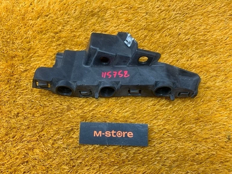 Крепление бампера Audi Q7 2015 4M0807284A 4M CYR, переднее правое