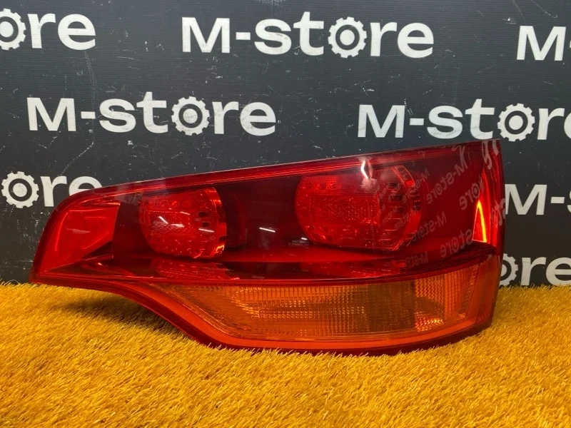 Фонарь задний Audi Q7 2008 4L0945094 4LB BAR, правый