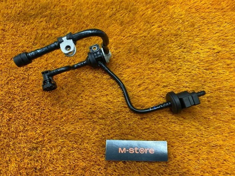 Клапан вентиляции топливного бака Audi A4 2009 06H906517B B8/8K CDH