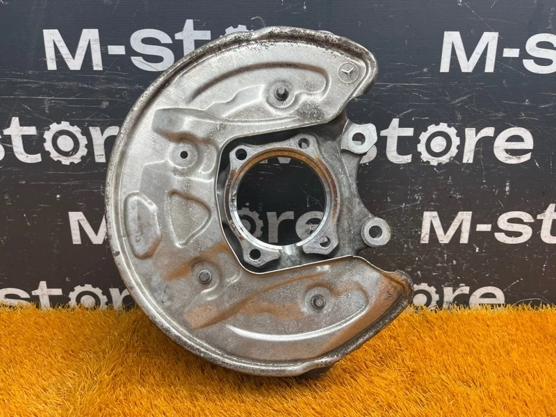 Кулак поворотный Mercedes-Benz C-Class 2014 A2053500141 W205 274.920, задний левый