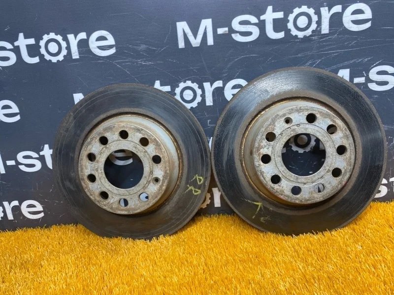 Диск тормозной Volkswagen Passat Cc 2010 1K0615601AD B6/358 CCZB, задний