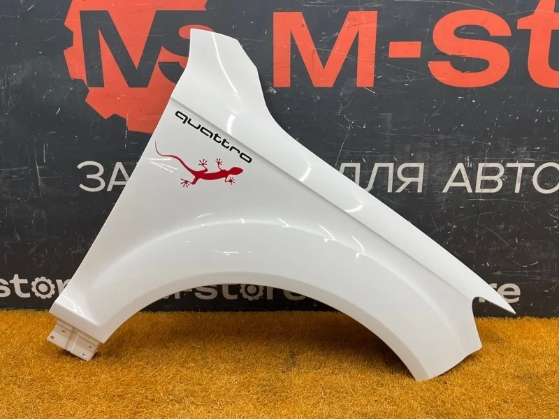 Крыло Audi Q7 2011 4L0821102 4L CJTC, переднее правое