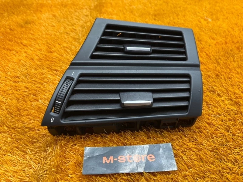 Дефлектор воздушный Bmw X5 2008 7161804 E70 N52B30A, передний правый