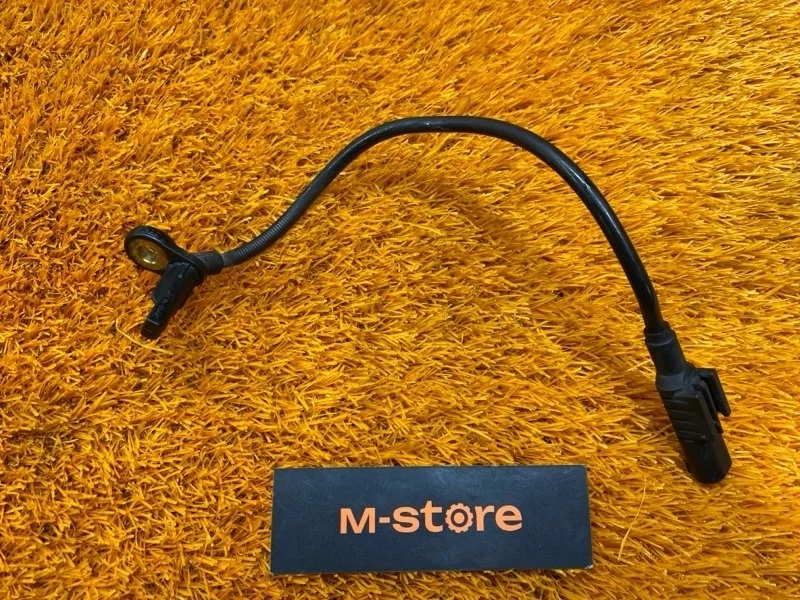 Датчик ABS Mercedes-Benz Gl-Class 2007 A1645400717 X164 273.923, задний левый