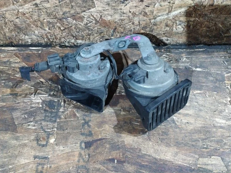 Звуковой сигнал 2 шт Volvo xc90 2008