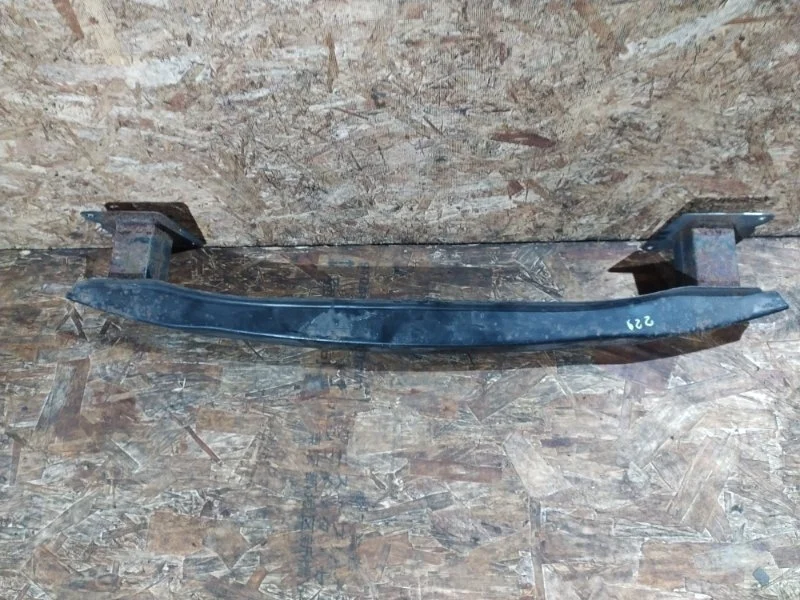 Усилитель бампера Volkswagen Polo 2011 6R1