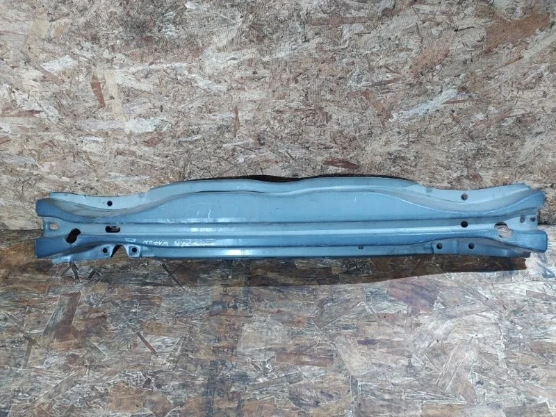 Усилитель бампера Volvo V70 2012 BW