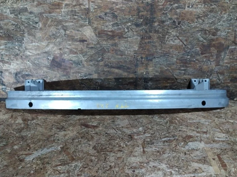 Усилитель бампера Audi TT 2004 8N3